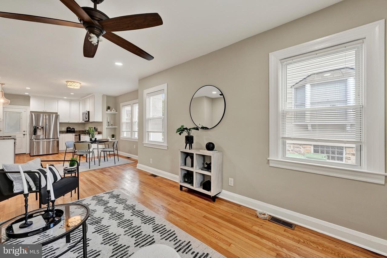 2630 Wycliffe Rd - Photo 5 of 25