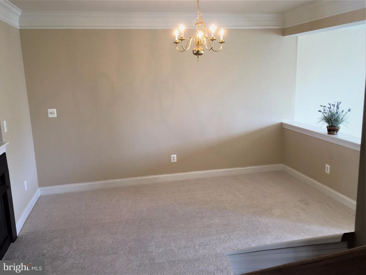 152 Mill Green Ave #200 - Photo 4 of 28