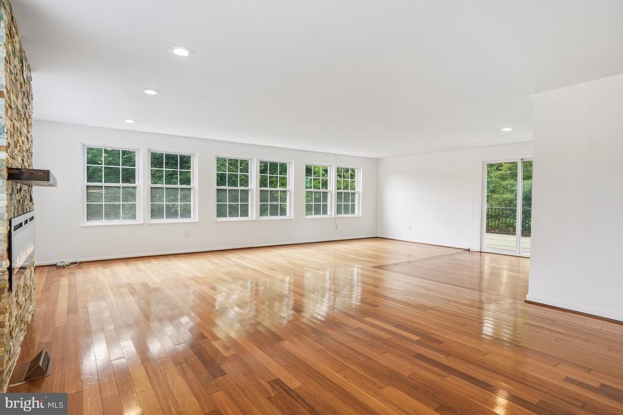 15304 Good Hope Rd - Photo 4 of 32