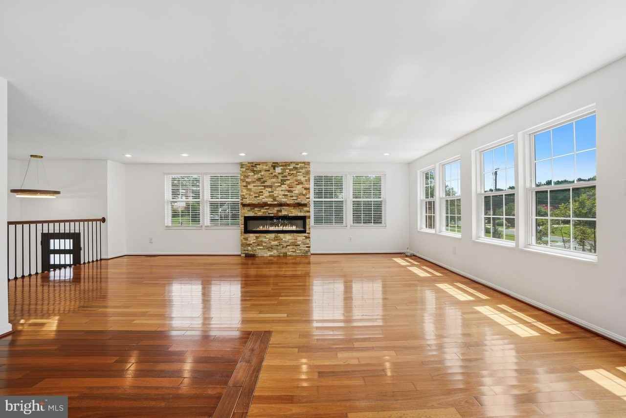 15304 Good Hope Rd - Photo 5 of 32
