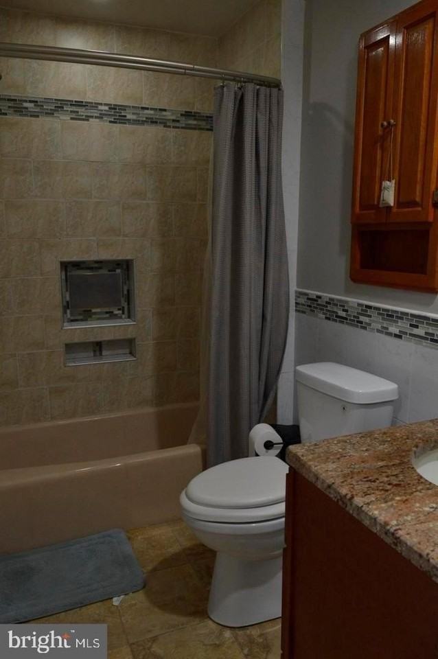 3131 Clive Ave - Photo 6 of 14