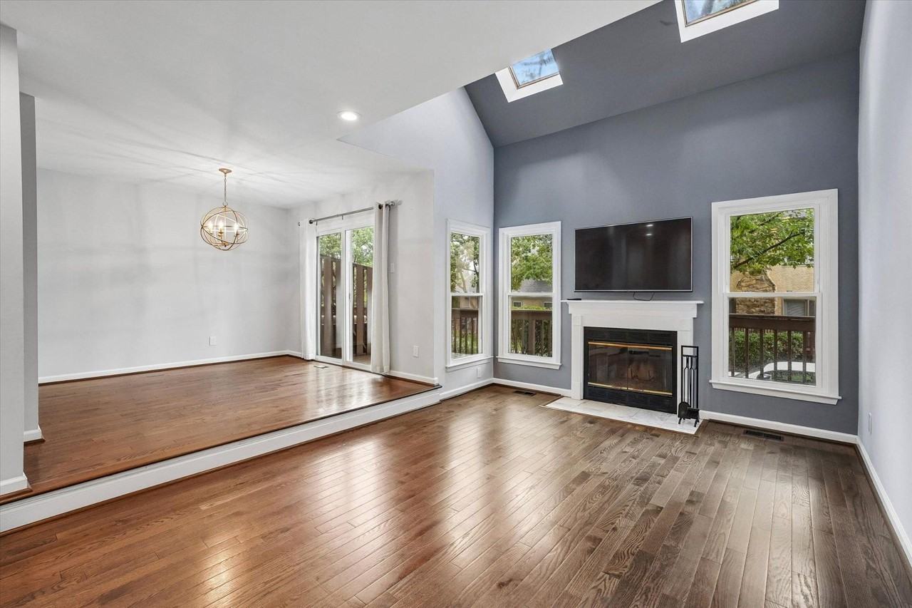 1604 Cotswald Ct #1604 - Photo 5 of 20