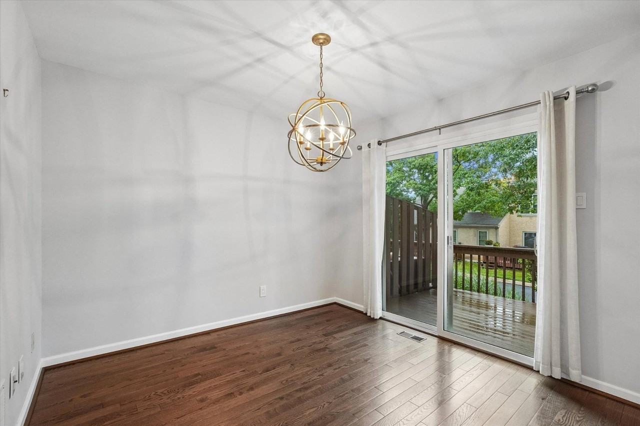 1604 Cotswald Ct #1604 - Photo 6 of 20