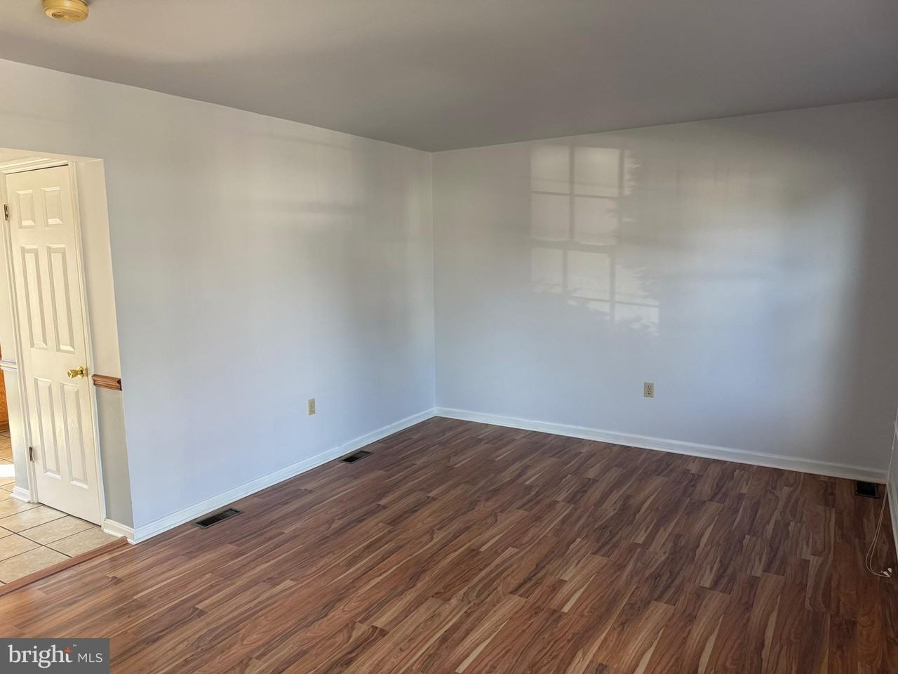 1948 Clinton Ave - Photo 3 of 20