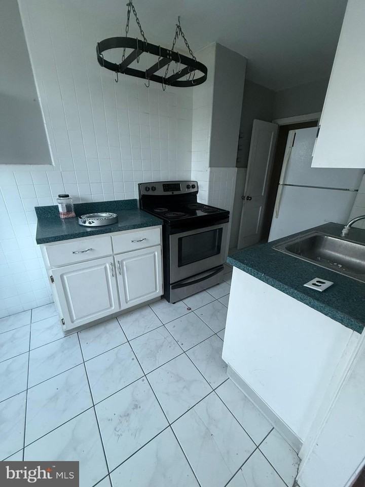 3314 Ashville St - Photo 3 of 12
