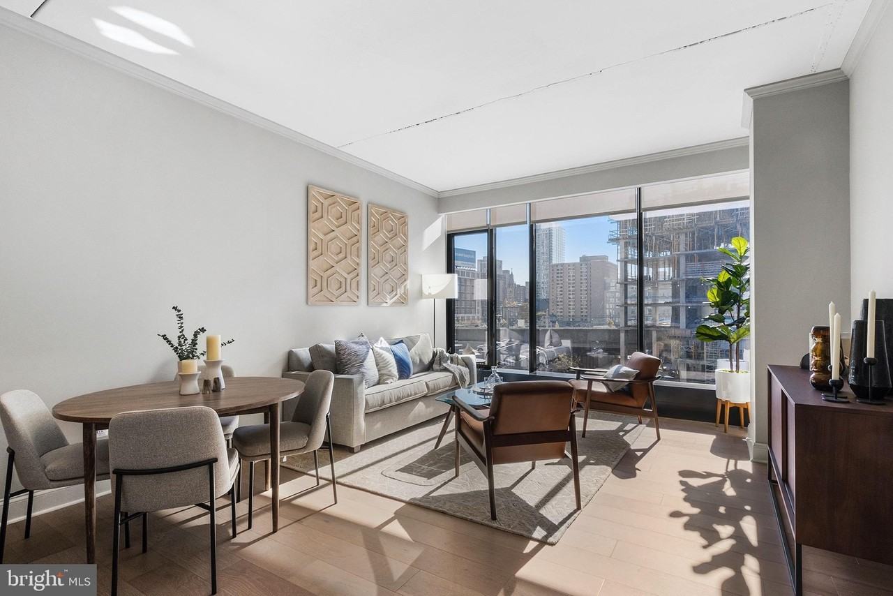 60 N 23rd St #814 - Photo 4 of 46