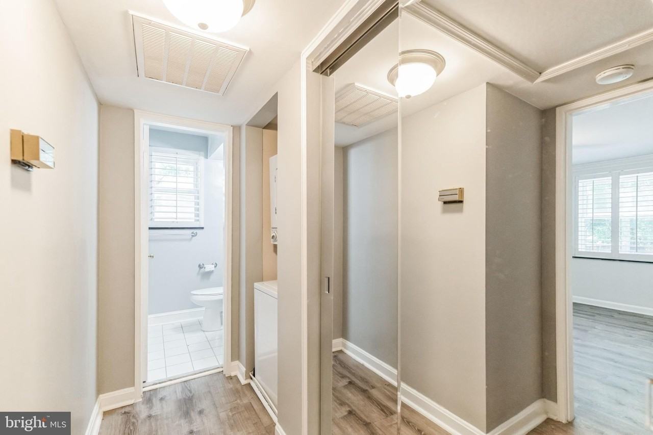 4225 N Henderson Rd #103 - Photo 5 of 30