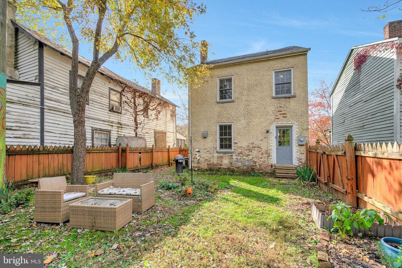 305 Prince Edward St - Photo 7 of 50