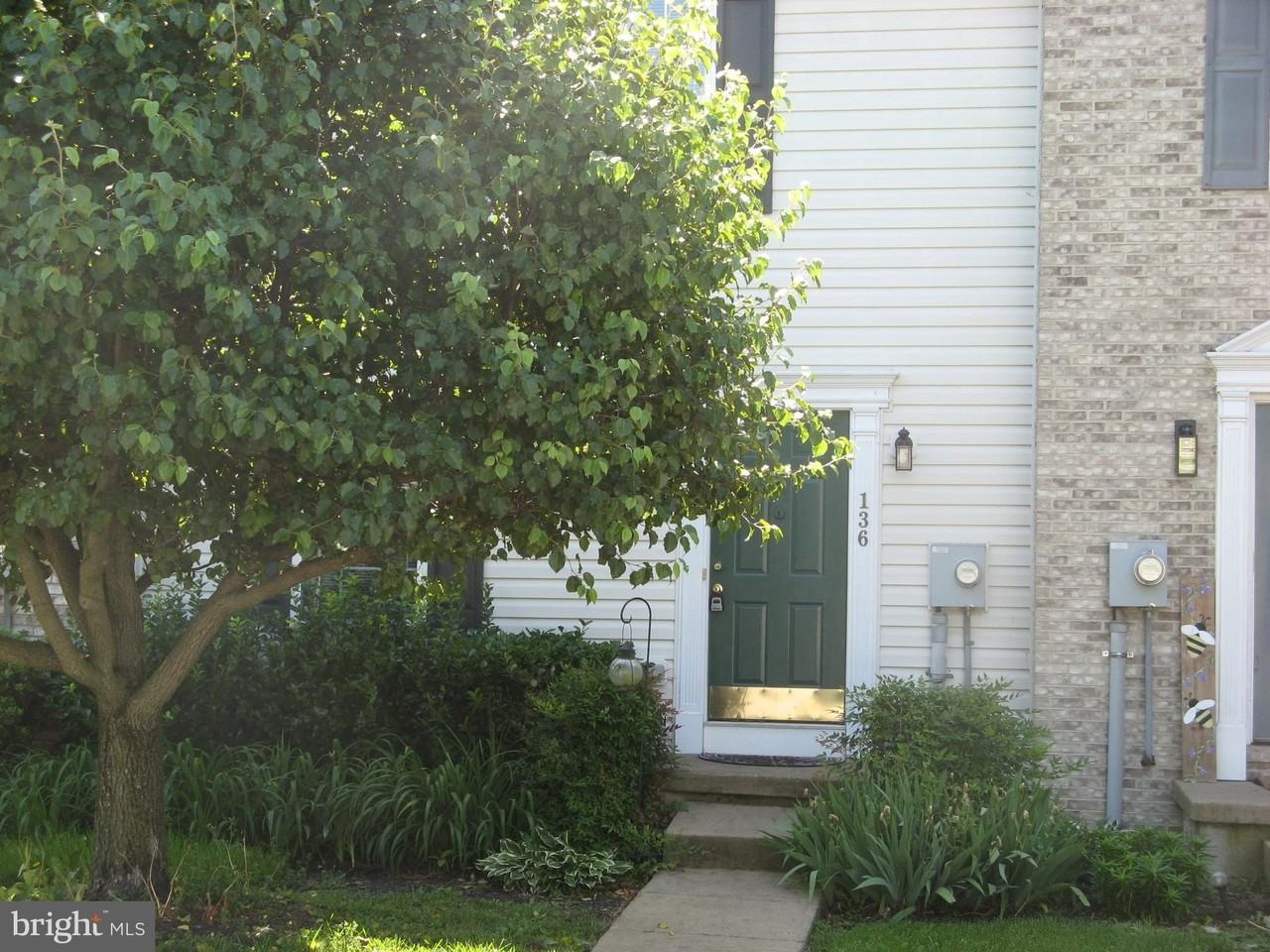 136 Equestrian Dr - Photo 3 of 24