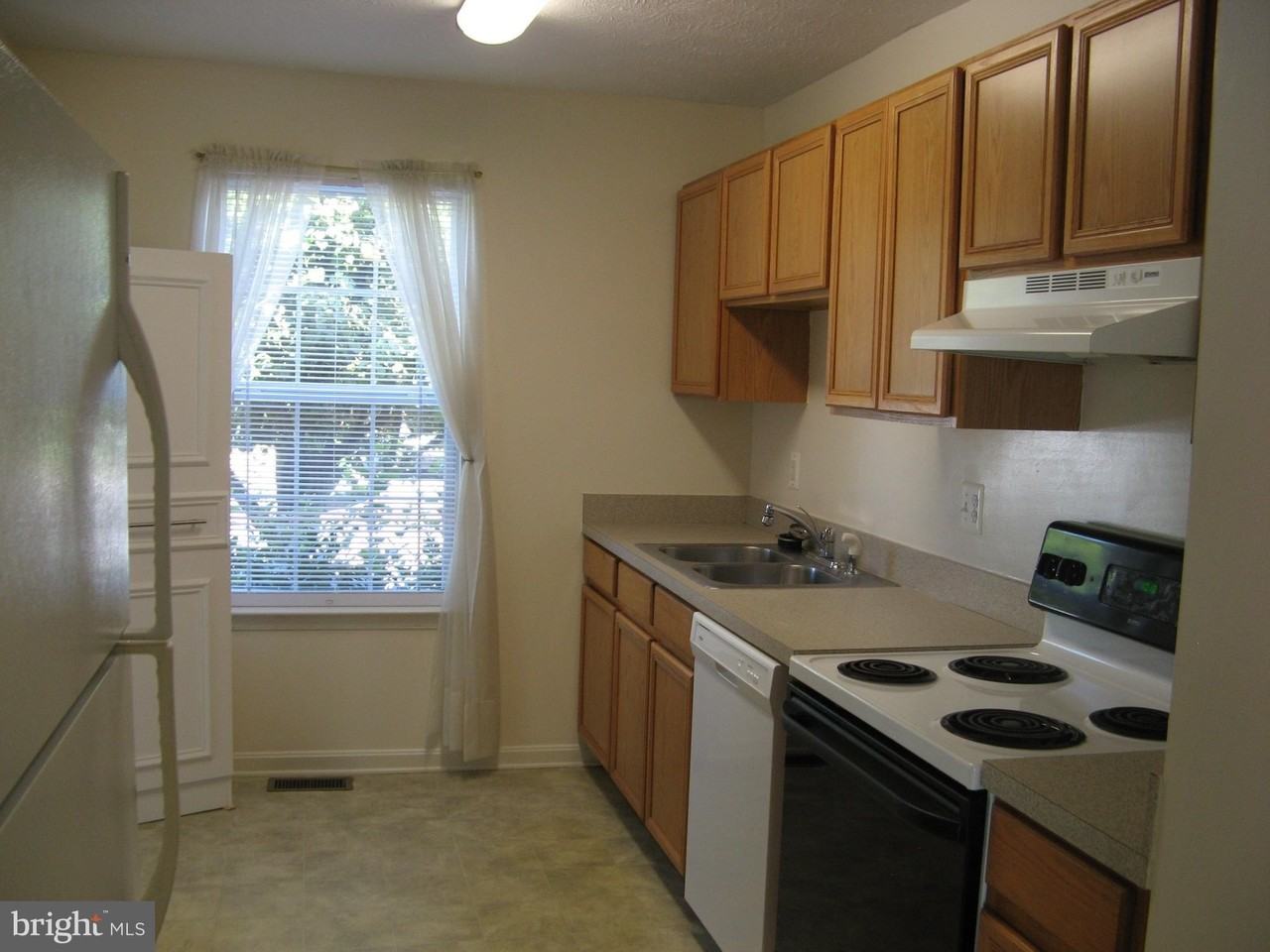 136 Equestrian Dr - Photo 6 of 24