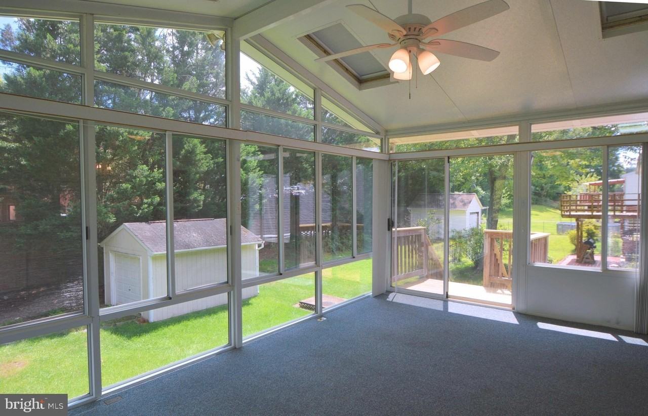 6411 Whippany Way - Photo 7 of 19