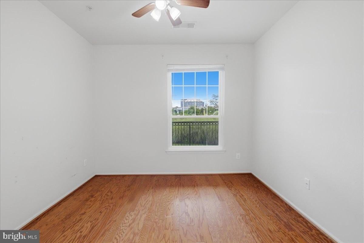 1591 Spring Gate Dr #3102 - Photo 7 of 17