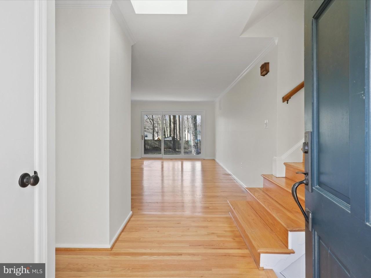 5200 Holden St - Photo 4 of 46