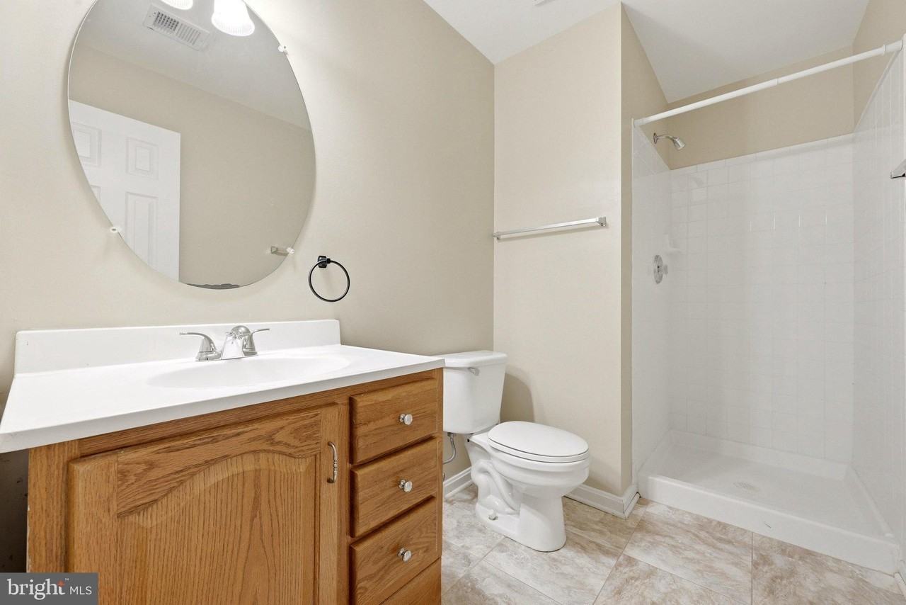 46030 Bayswater Ter - Photo 6 of 32