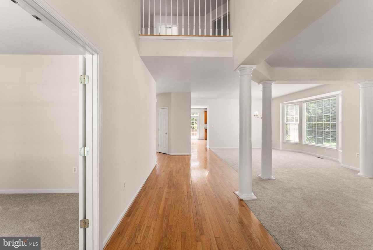 8309 Double Eagle St - Photo 7 of 50