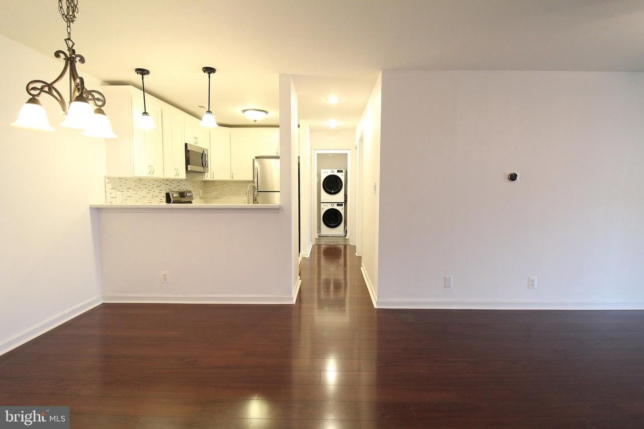 102 Chesterfield Ln #202 - Photo 3 of 20
