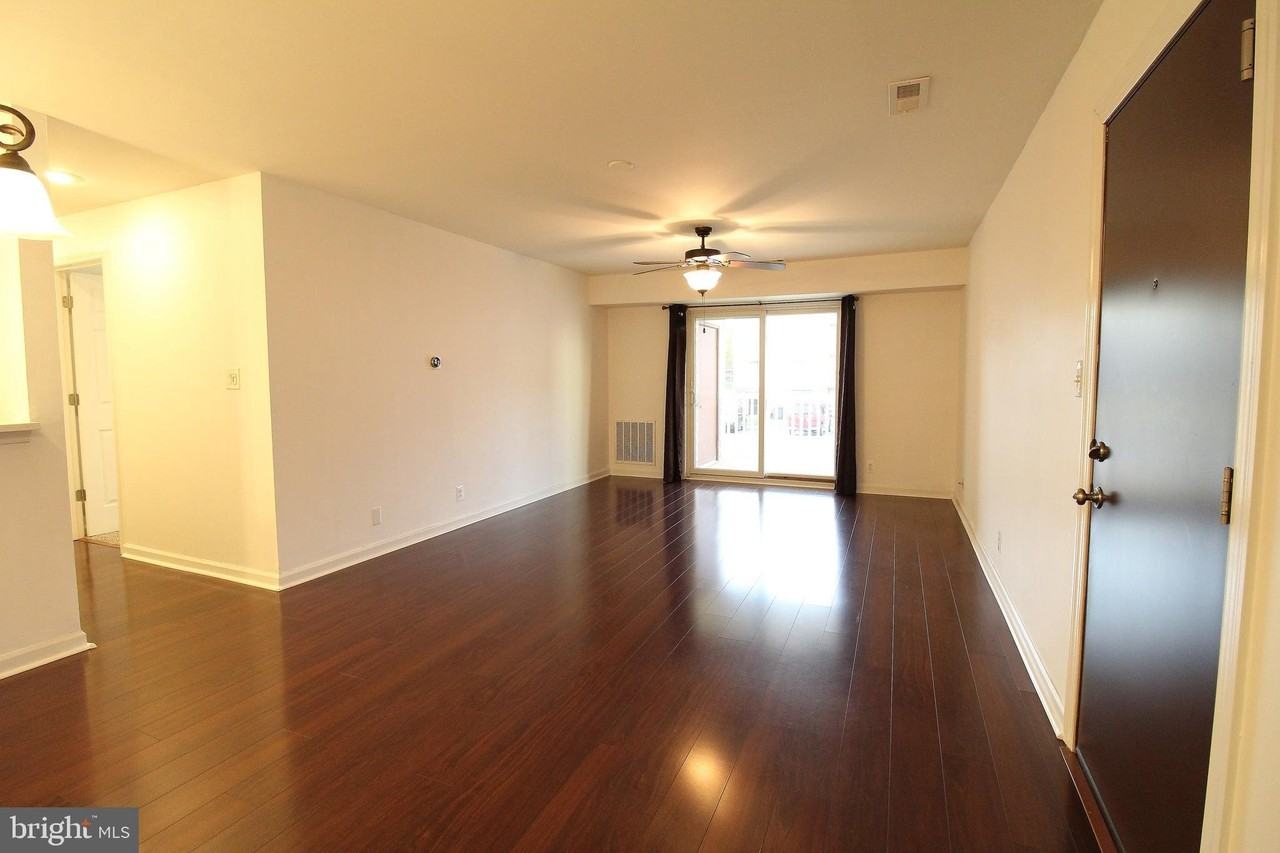 102 Chesterfield Ln #202 - Photo 7 of 20
