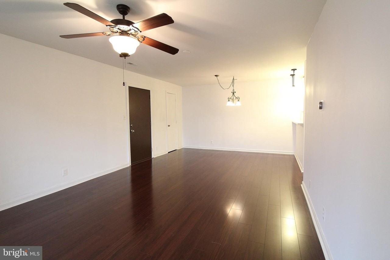 102 Chesterfield Ln #202 - Photo 4 of 20