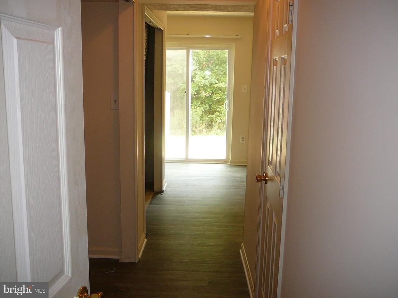 406 Park Cove Dr - Photo 5 of 31