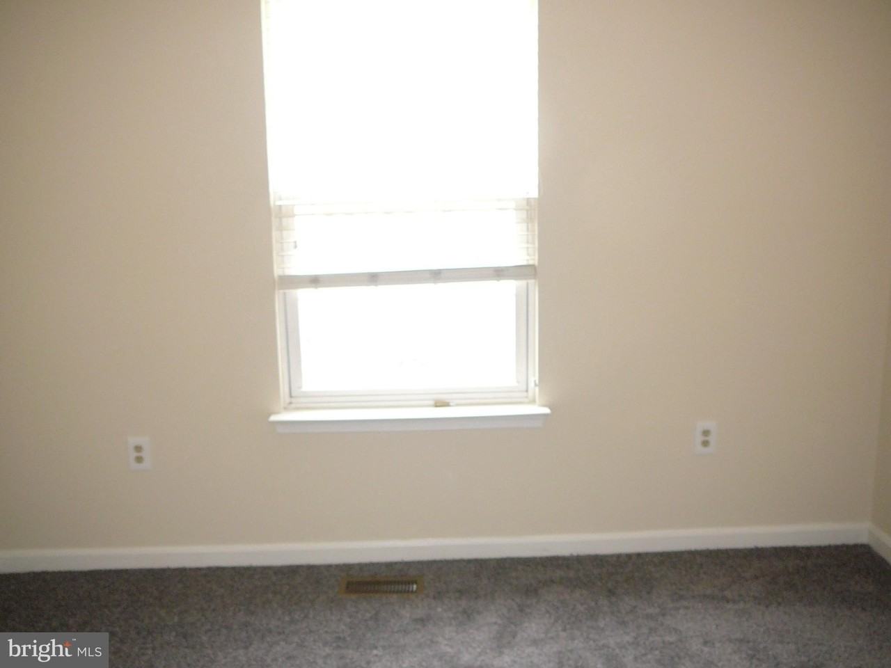 406 Park Cove Dr - Photo 7 of 31