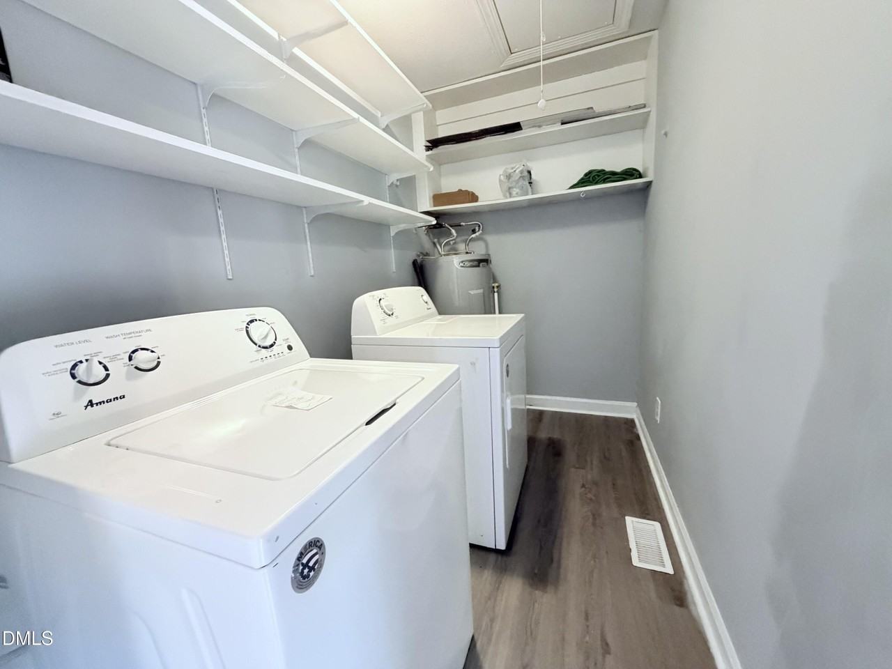 378 Kittery Pt - Photo 4 of 34