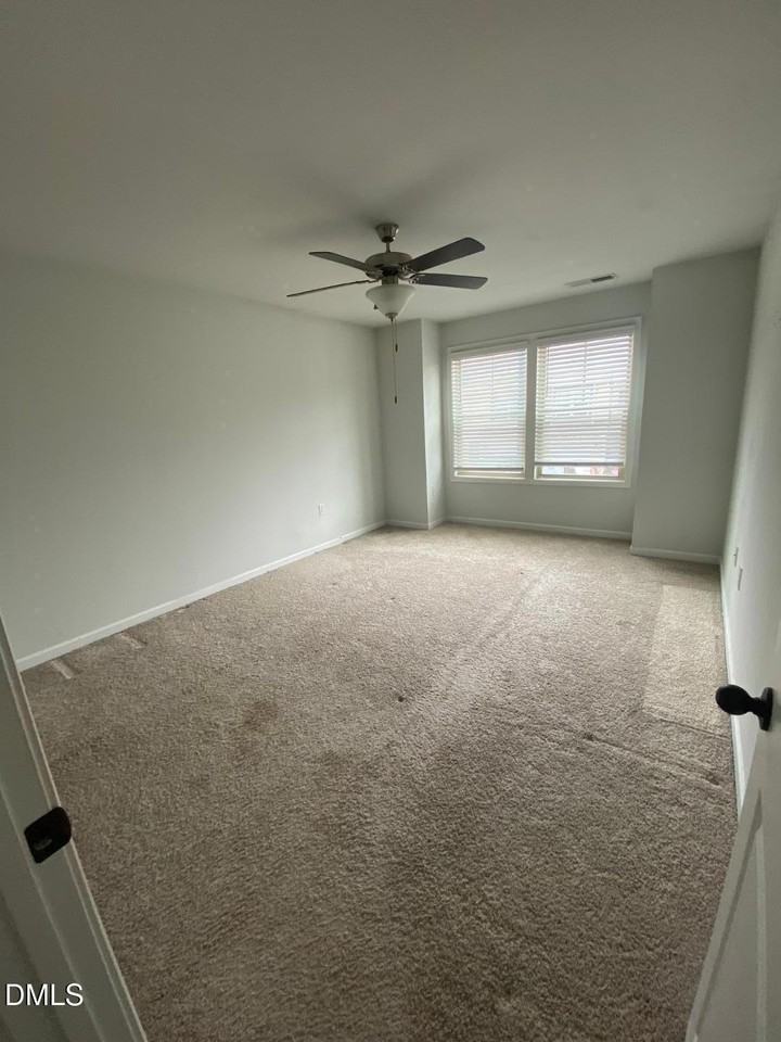 1308 Compass Dr - Photo 4 of 8