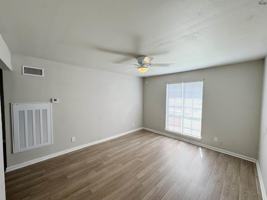 featured image of 1509 Trigg Ln #305