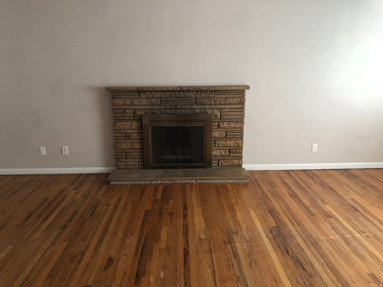 5894 S Kingston Way - Photo 2 of 8