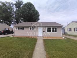 featured image of 2717 Crystal St #1