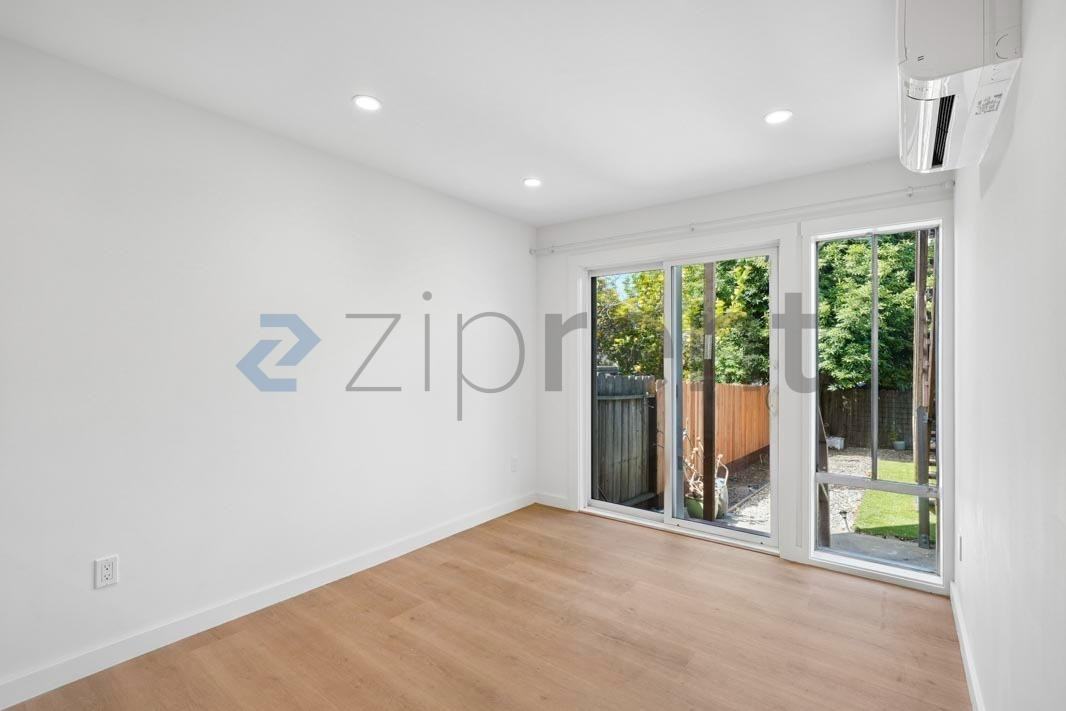 156 Ledyard St #D - Photo 7 of 14