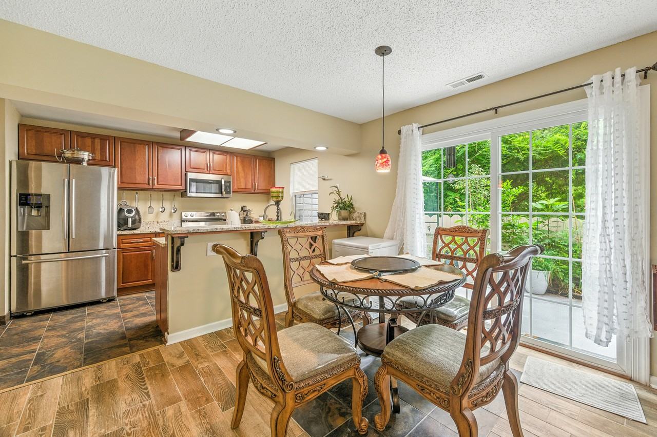 4409 Segovia Ct #1 - Photo 4 of 27