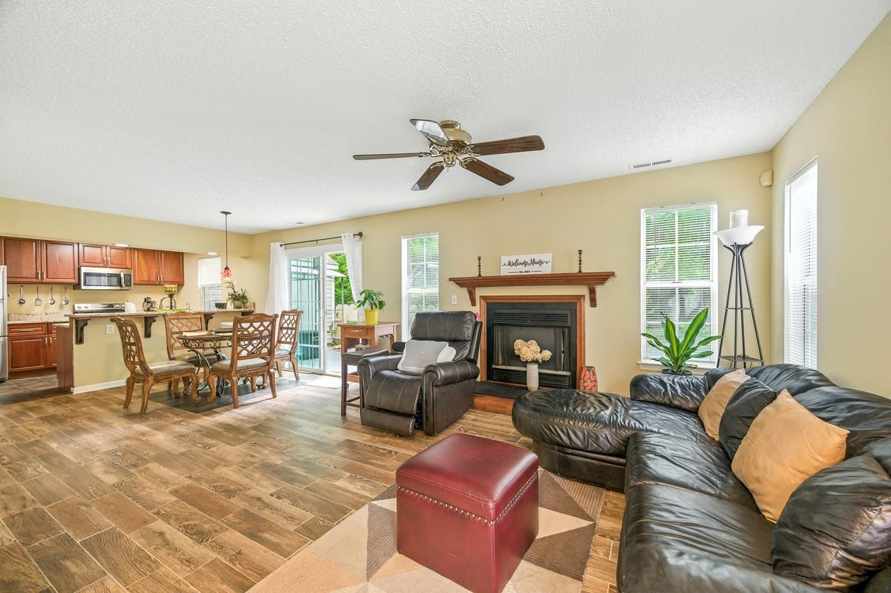 4409 Segovia Ct #1 - Photo 5 of 27