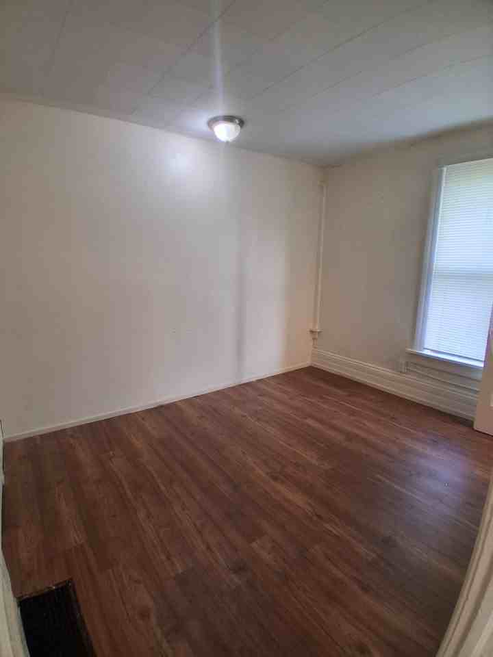 1561 S 9th St #4 - Photo 2 of 4