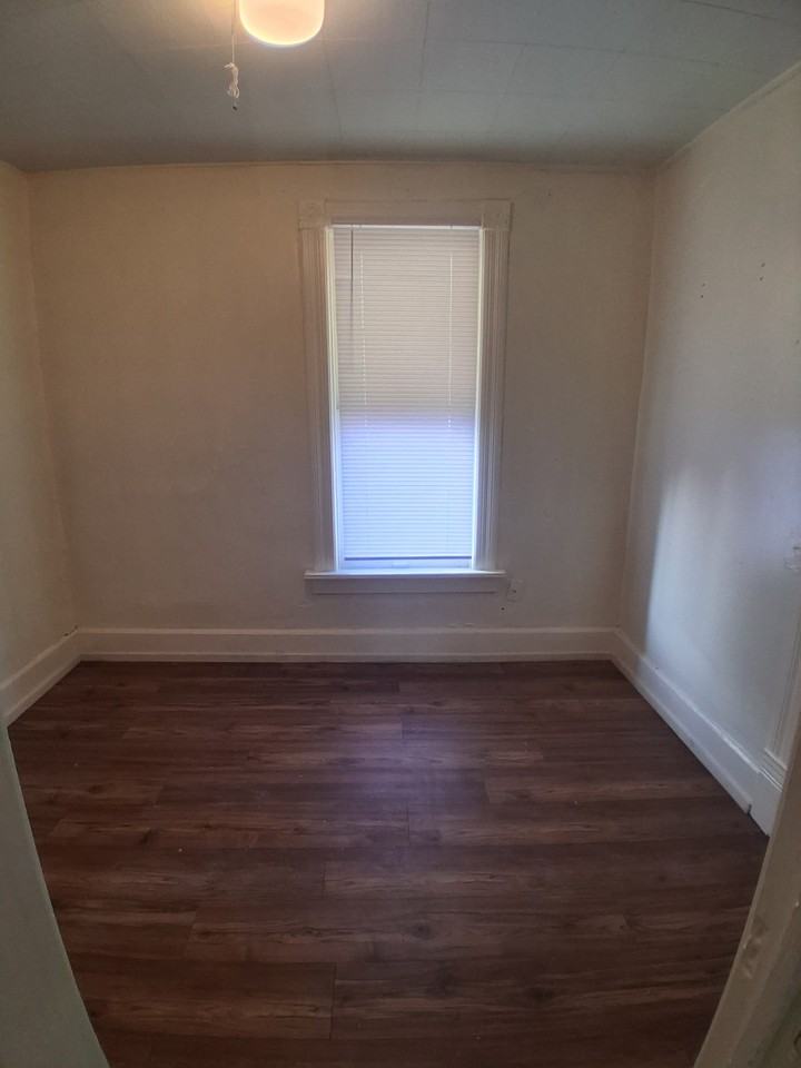 1561 S 9th St #4 - Photo 4 of 4
