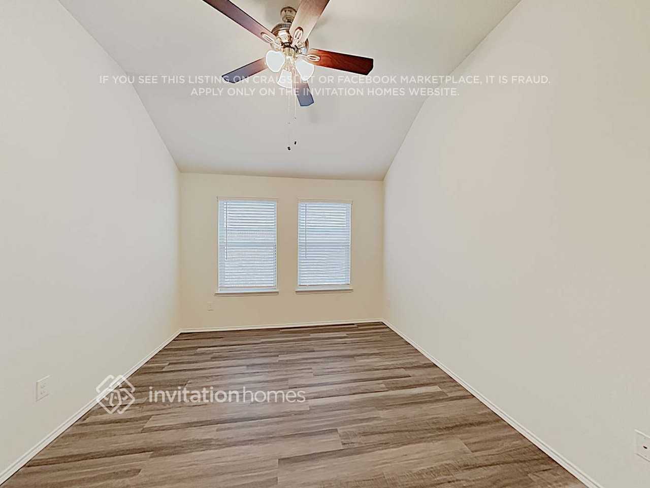 14464 Artisan Dr - Photo 7 of 16