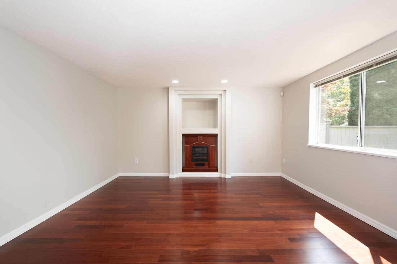 2831 Greenbrier Place - Photo 2 of 17