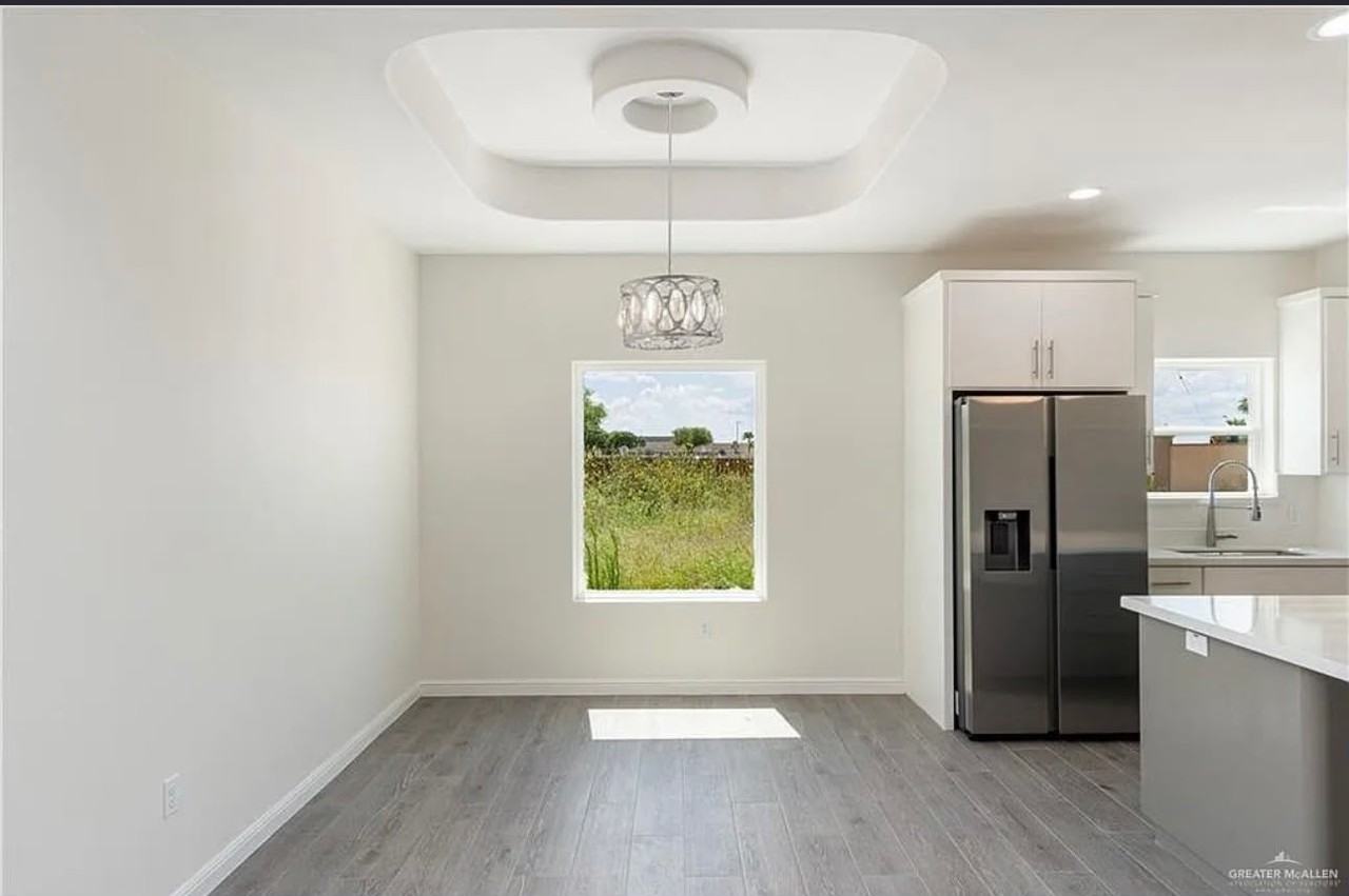 1424 W Franklin Ave #1 - Photo 4 of 12