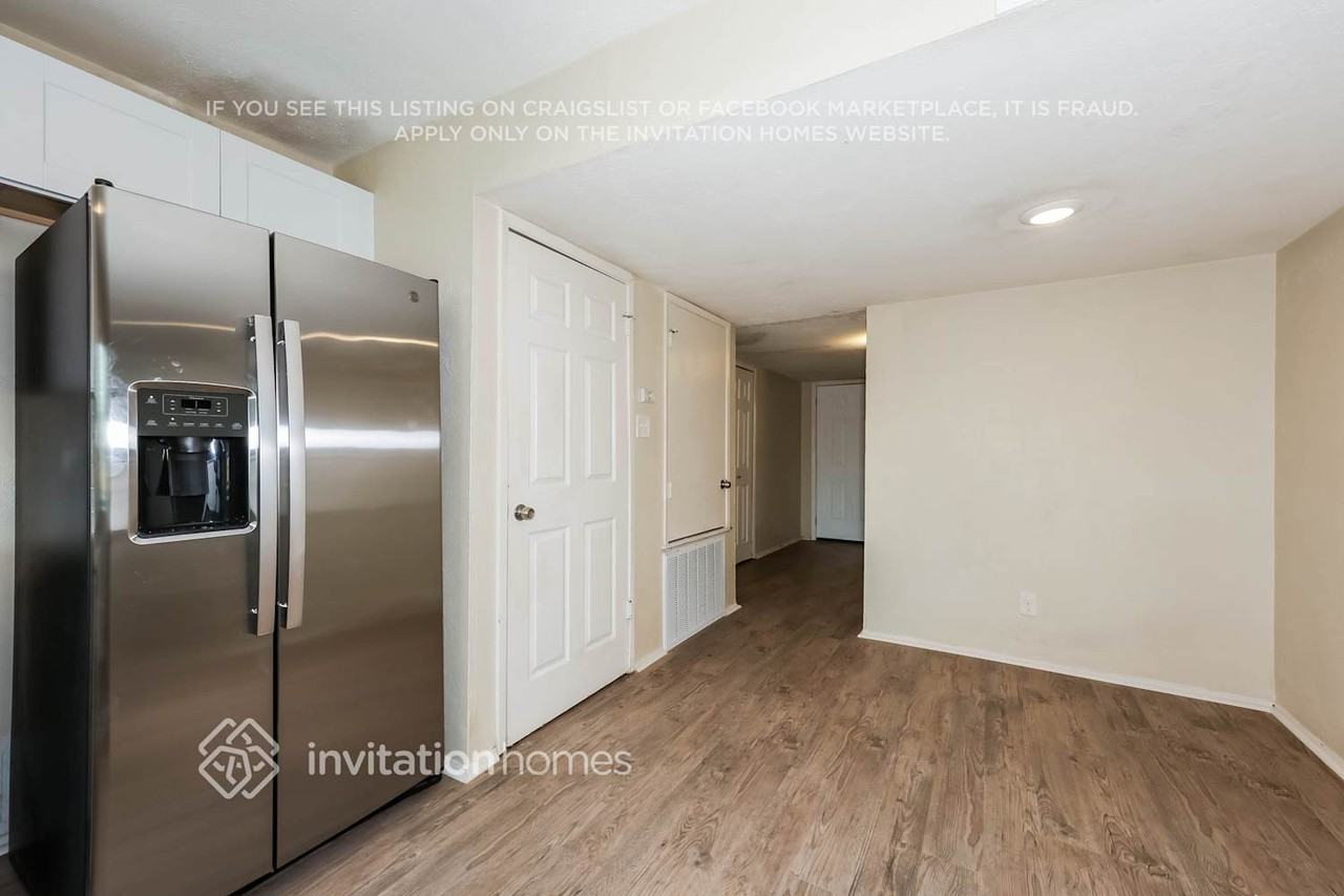 656 Priscilla Ln - Photo 5 of 17