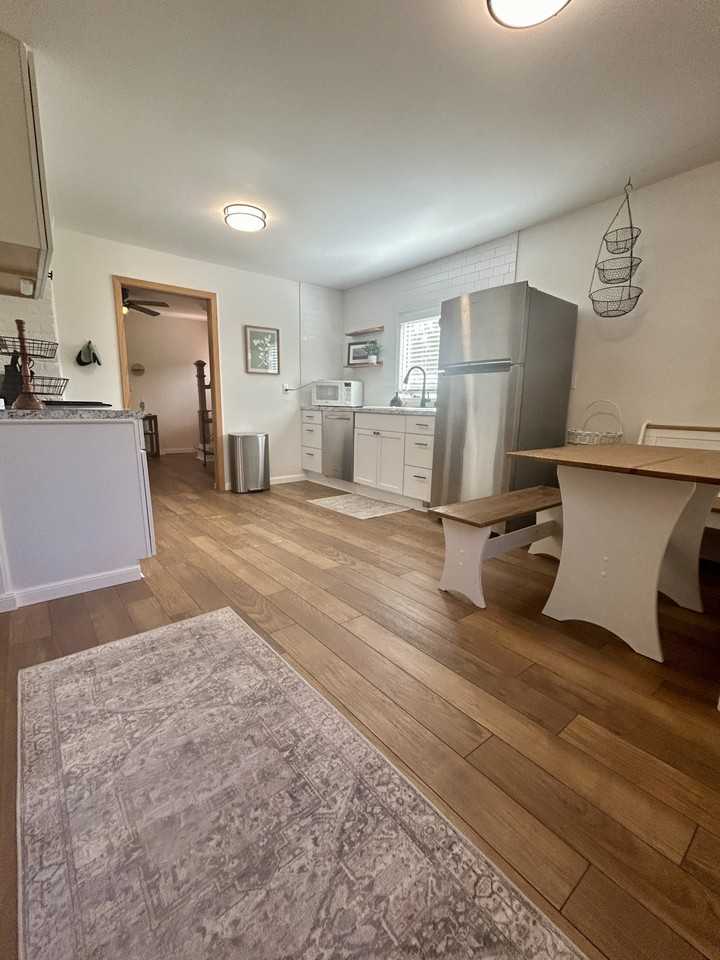 301 1st Ave N #1 - Photo 2 of 10