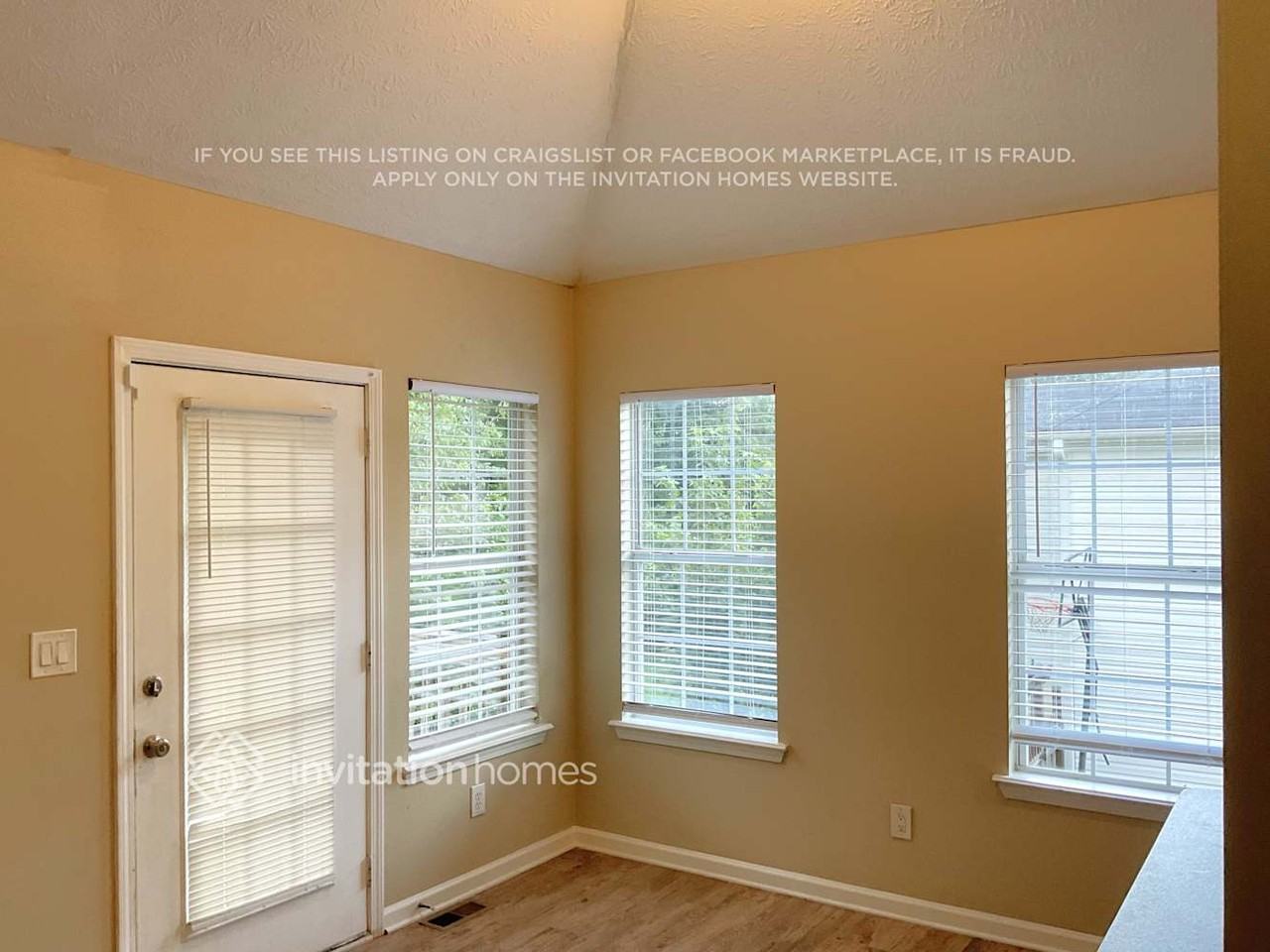 4088 Water Hole Ct - Photo 5 of 14