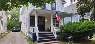 featured image of 216 Bingham Street #1/2