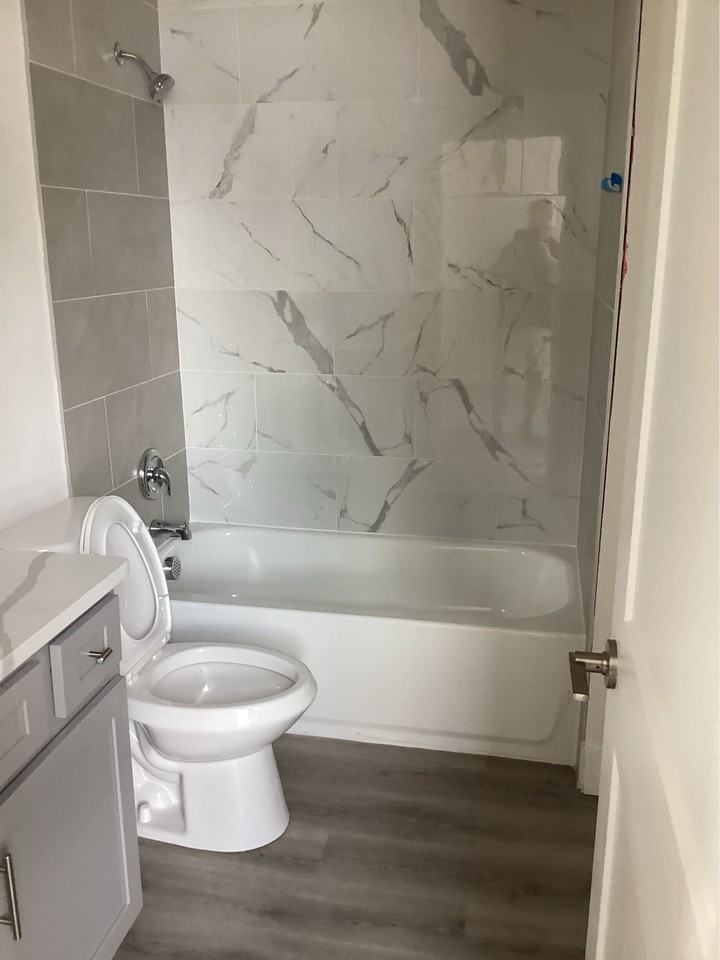 928 East 11th Avenue - Photo 6 of 12