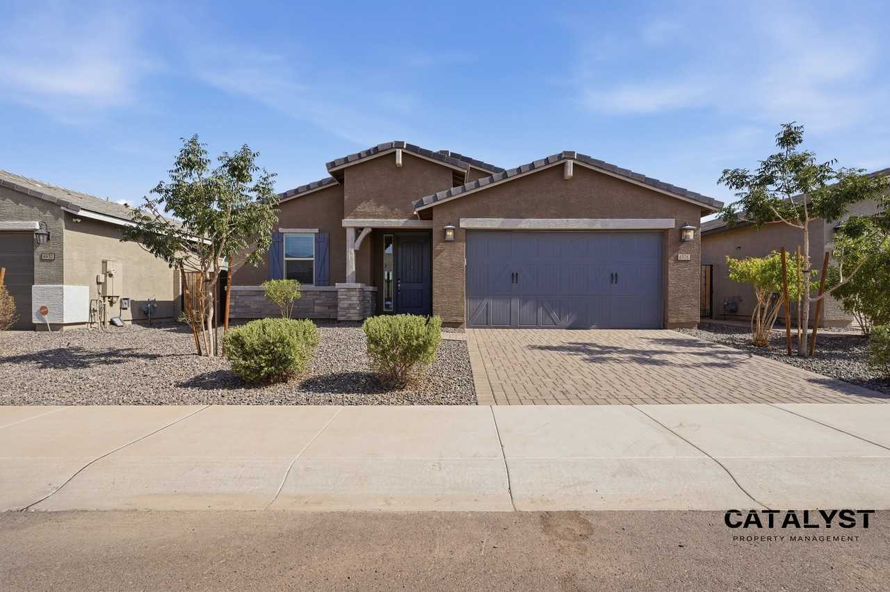 6926 W Winston Dr #1 - Photo 2 of 42