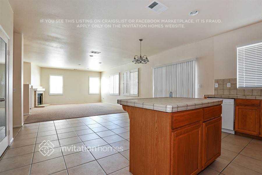 2533 Carolyn Dr - Photo 5 of 20