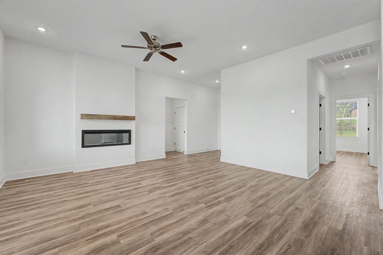 407 W Taverner Xing - Photo 5 of 25