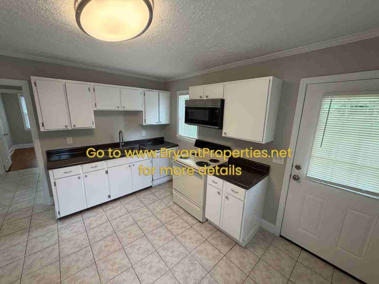 1507 Mckennie Ave - Photo 4 of 15