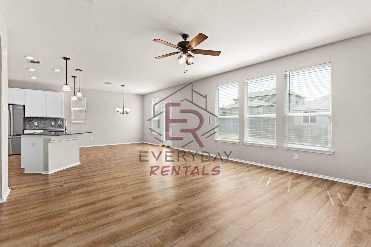 1228 Ayham Trl - Photo 6 of 20