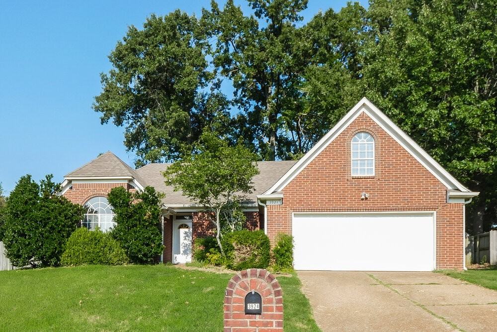 3924 Tamara Dr