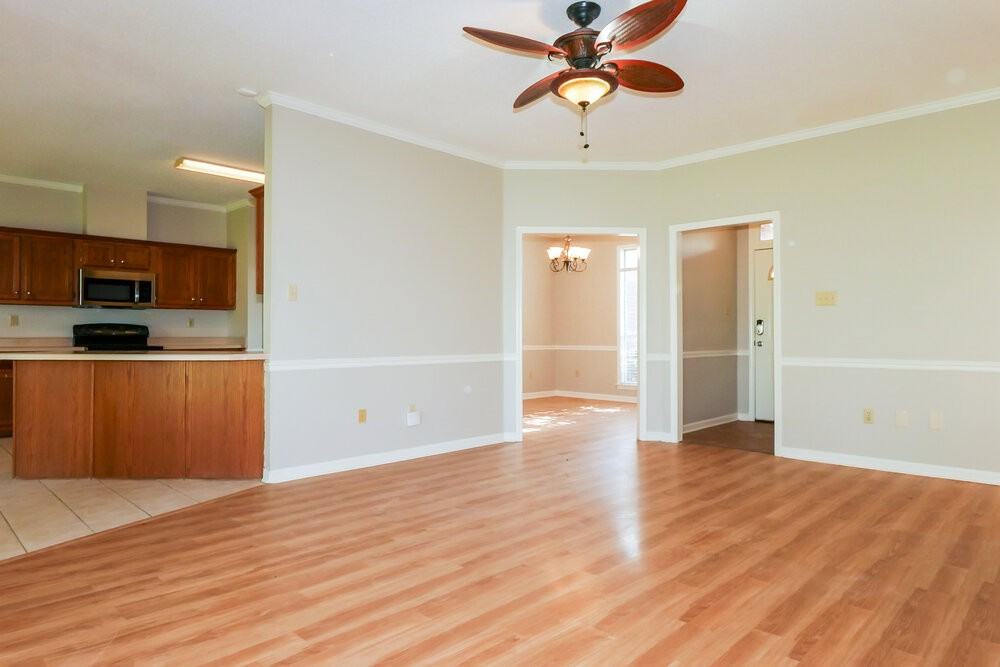 3924 Tamara Dr - Photo 6 of 17