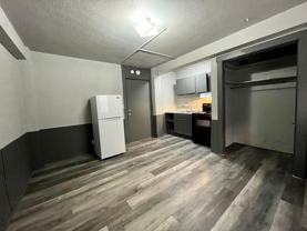 Jones Bedford 2205 Jones - Photo 1 of 1